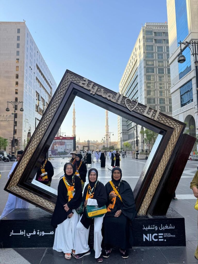 Jamaah ARG Tour & Travel didampingi pembimbing berpengalaman di Masjidil Haram