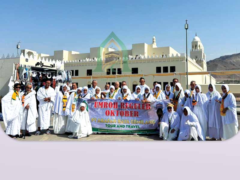 Jamah ARG - Mengambil niat Umroh di Mesjid Bir Ali